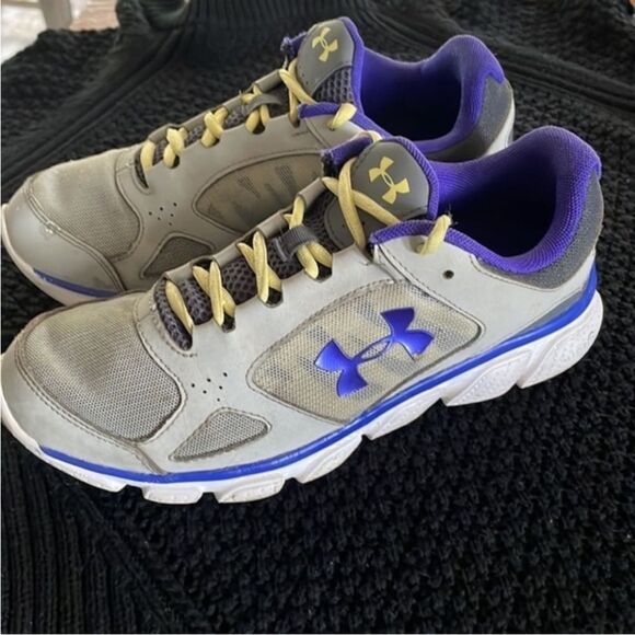 7.5 Under Armour Charged Commit gray & purple athletic tennis shoes - Picture 2 of 7